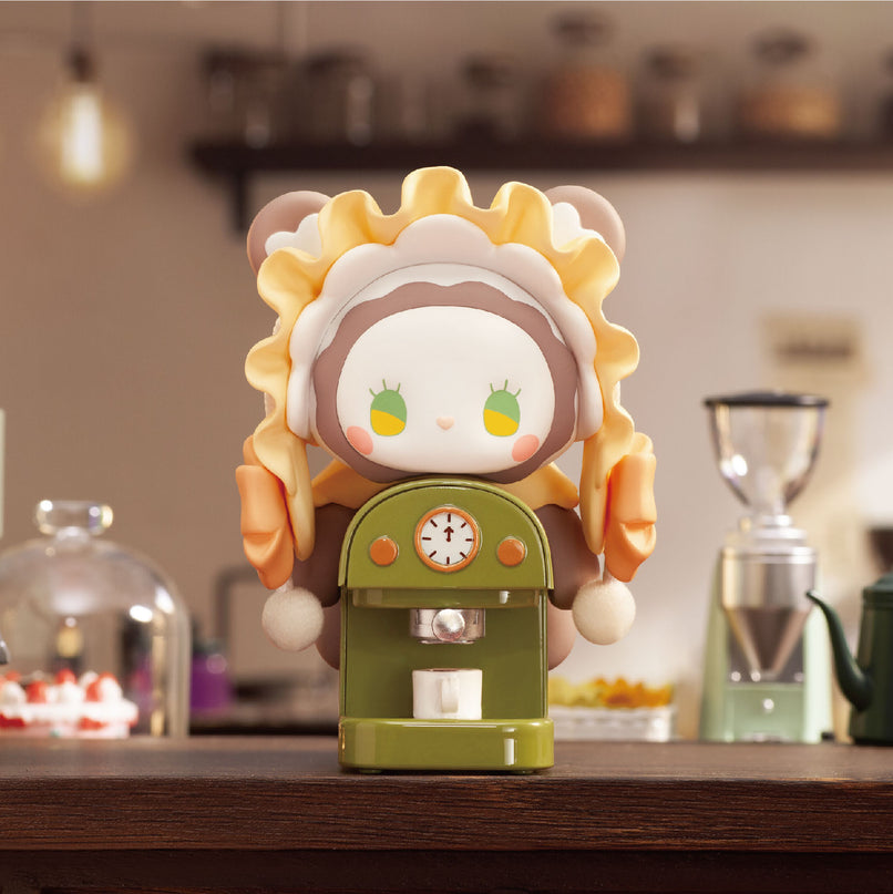 LUCKY EMMA figuuri pimepakk -Secret Forest Coffee shop Series