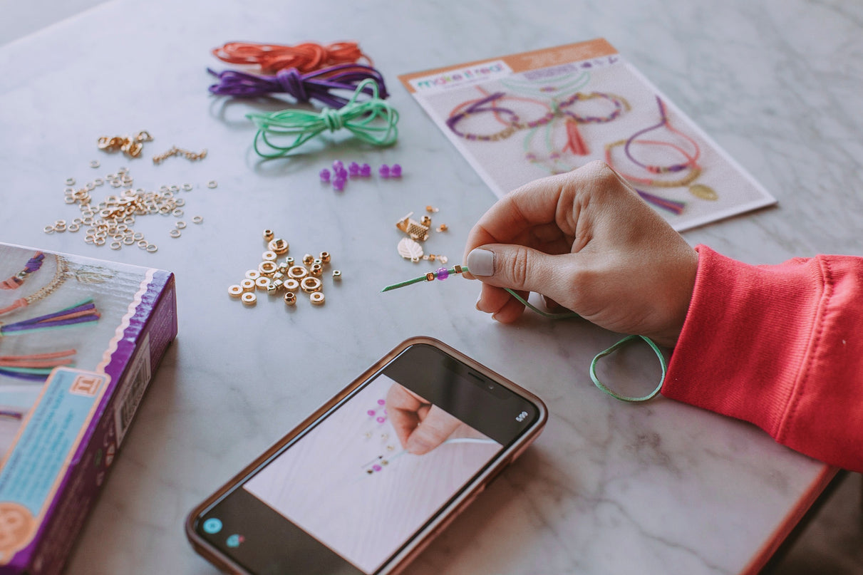 MAKE IT REAL DIY Veluurist käevõru valmistamise komplekt