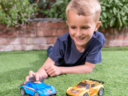 TEAMSTERZ Mighty Machine valgustusega auto, 12,5 cm