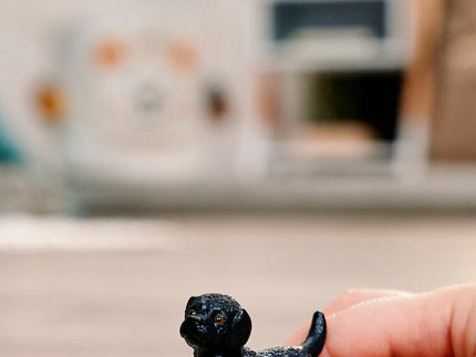 SCHLEICH FARM WORLD must Labrador retriiveri kutsikas