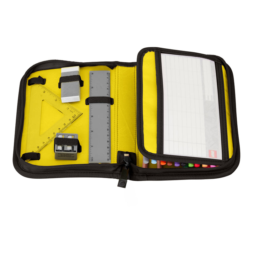 LEGO pinal täidetud Bricks