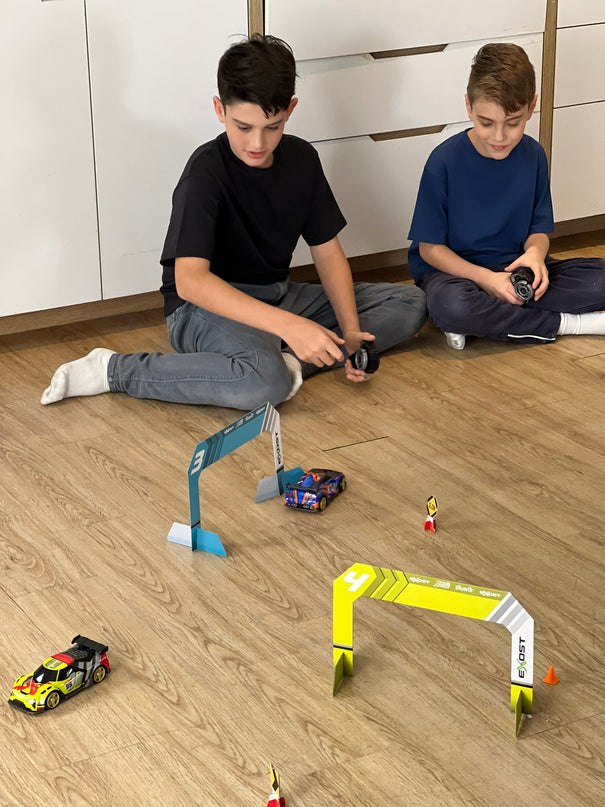 EXOST Raadioteel juhitavate autode komplekt Build 2 Drive Duo