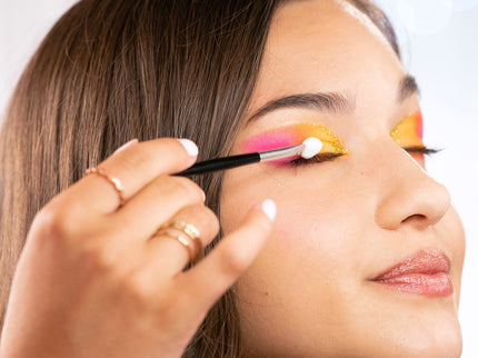 STYLE 4 EVER Meigikomplekt LED-valgustusega