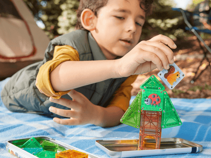 MAGNA-TILES Micromags magnetkonstruktori reisikomplekt Treehouse, 24 osa