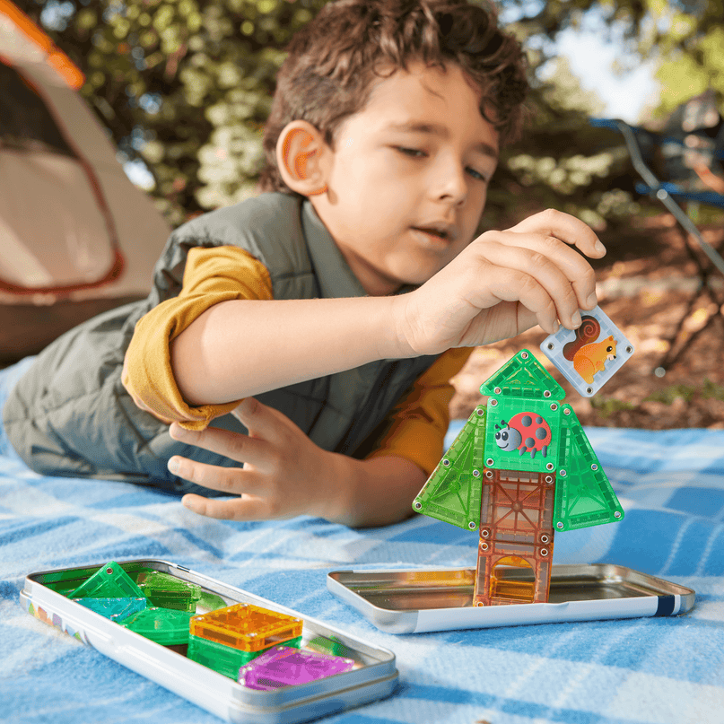 MAGNA-TILES Micromags magnetkonstruktori reisikomplekt Treehouse, 24 osa