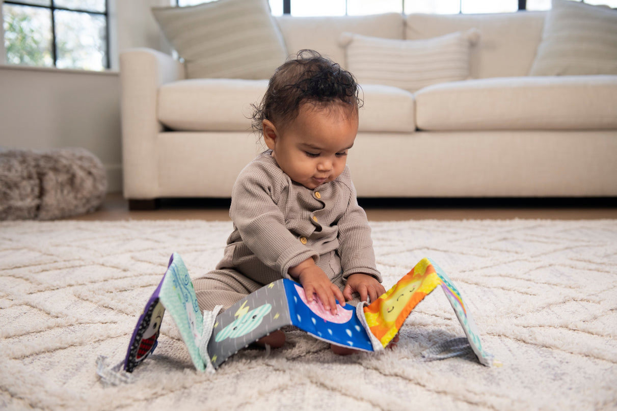 INFANTINO Pehme võrevoodi raamat