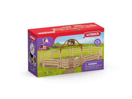 SCHLEICH HORSE CLUB Koppel Sissepääsuväravaga