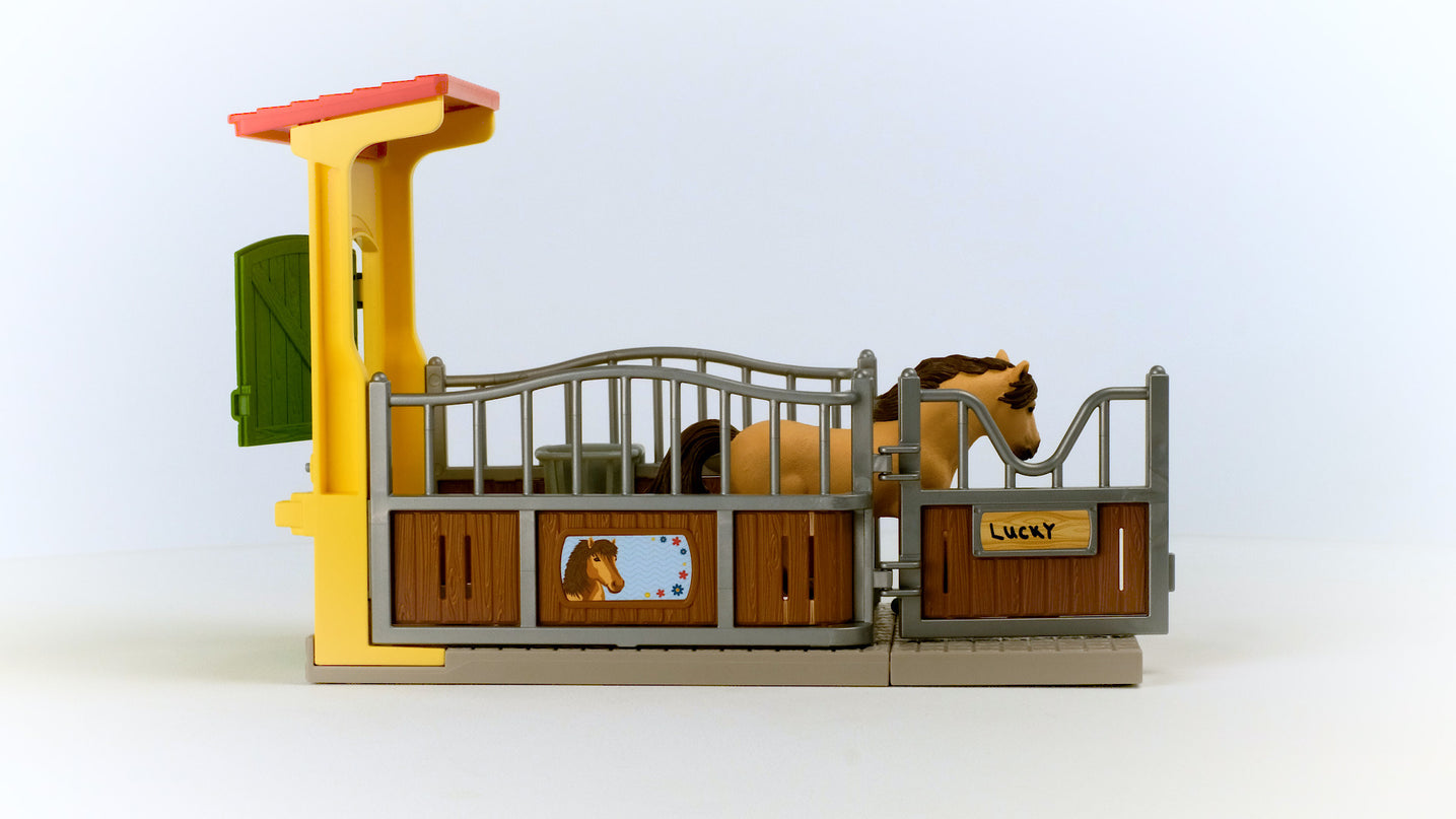 SCHLEICH FARM WORLD Ponide boks Islandi hobuse täkuga