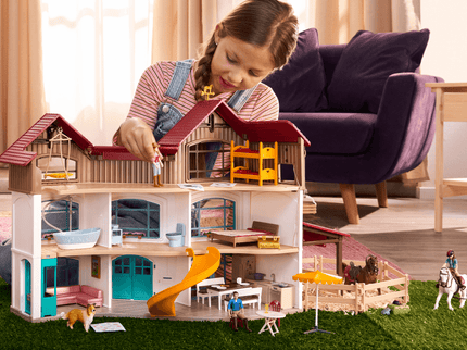 SCHLEICH HORSE CLUB Järveäärne villa ja hobusekoppel