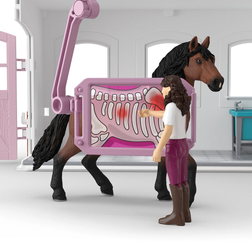 SCHLEICH HORSE CLUB Loomakliinik