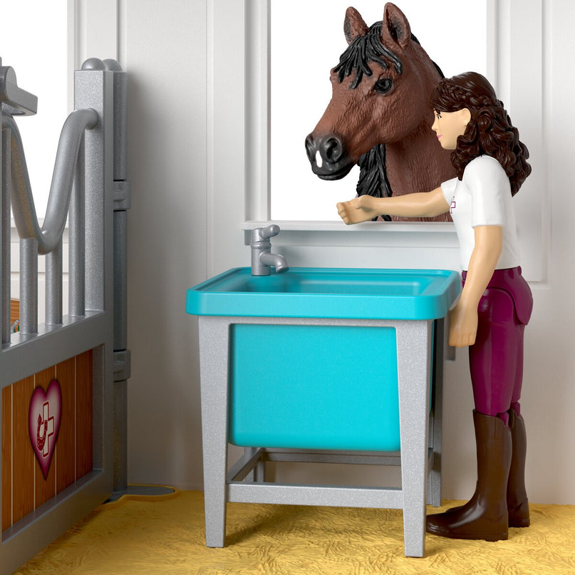 SCHLEICH HORSE CLUB Loomakliinik