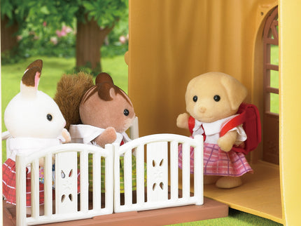 SYLVANIAN FAMILIES mängukomplekt Country Tree School
