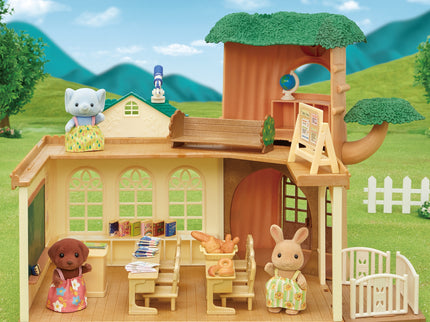 SYLVANIAN FAMILIES mängukomplekt Country Tree School