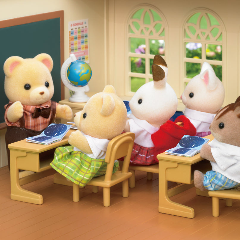 SYLVANIAN FAMILIES mängukomplekt Country Tree School