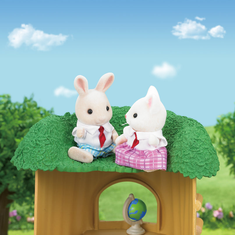 SYLVANIAN FAMILIES mängukomplekt Country Tree School