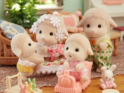 SYLVANIAN FAMILIES Lammaste perekond