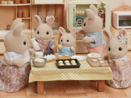 SYLVANIAN FAMILIES mängufiguurid Piimajänese perekond
