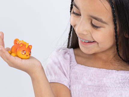 APHMAU üllatusfiguur MeeMeow