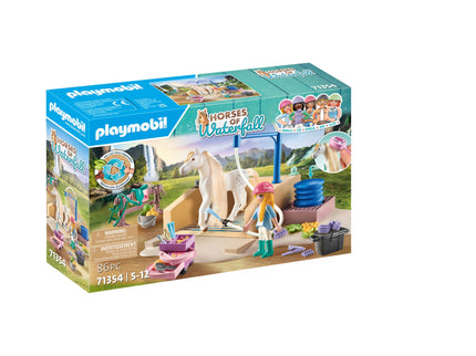 PLAYMOBIL WORLD OF HORSES Pesemisjaam koos Isabella ja Lionessiga 71354