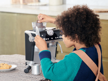 DeLonghi Barista Kohvimasin