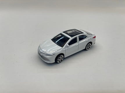 MSZ metallist mudelauto Toyota CAMRY, skaala 1:64