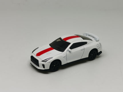 MSZ metallist mudelauto Nissan GTR skaala 1:64