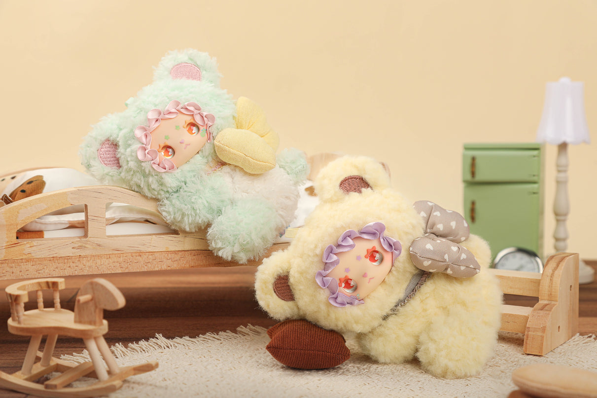 LOVELY EMMA pehme võtmehoidja pimepakk - Little Bear Adoption Guide
