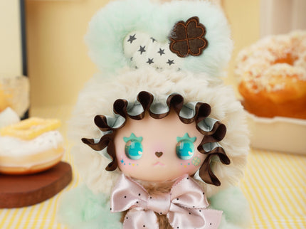 LOVELY EMMA pehme võtmehoidja pimepakk - Sweet Treat Bunnies
