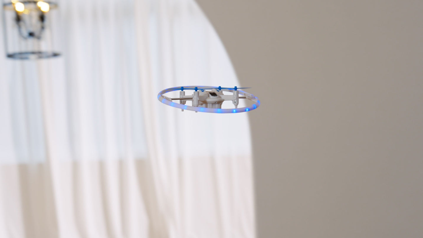 FLYBOTIC raadioteel juhitav droon Cosmic Cyclone