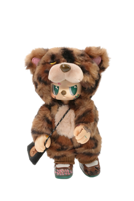 REBEL BEAR pehme mänguasi kotiga, 18 cm