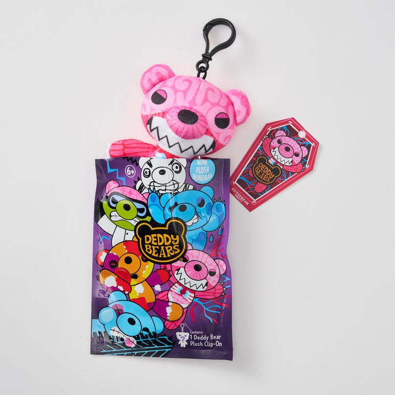 DEDDY BEARS Üllatus pehme seljakoti ripats, 10 cm