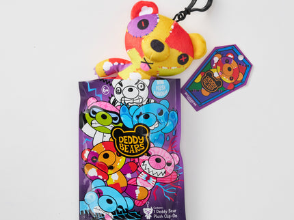 DEDDY BEARS Üllatus pehme seljakoti ripats, 10 cm