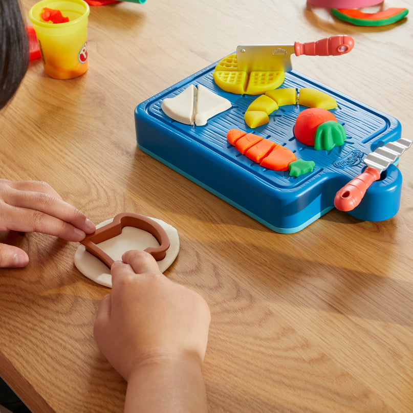 PLAY-DOH mängukomplekt Väike kokk