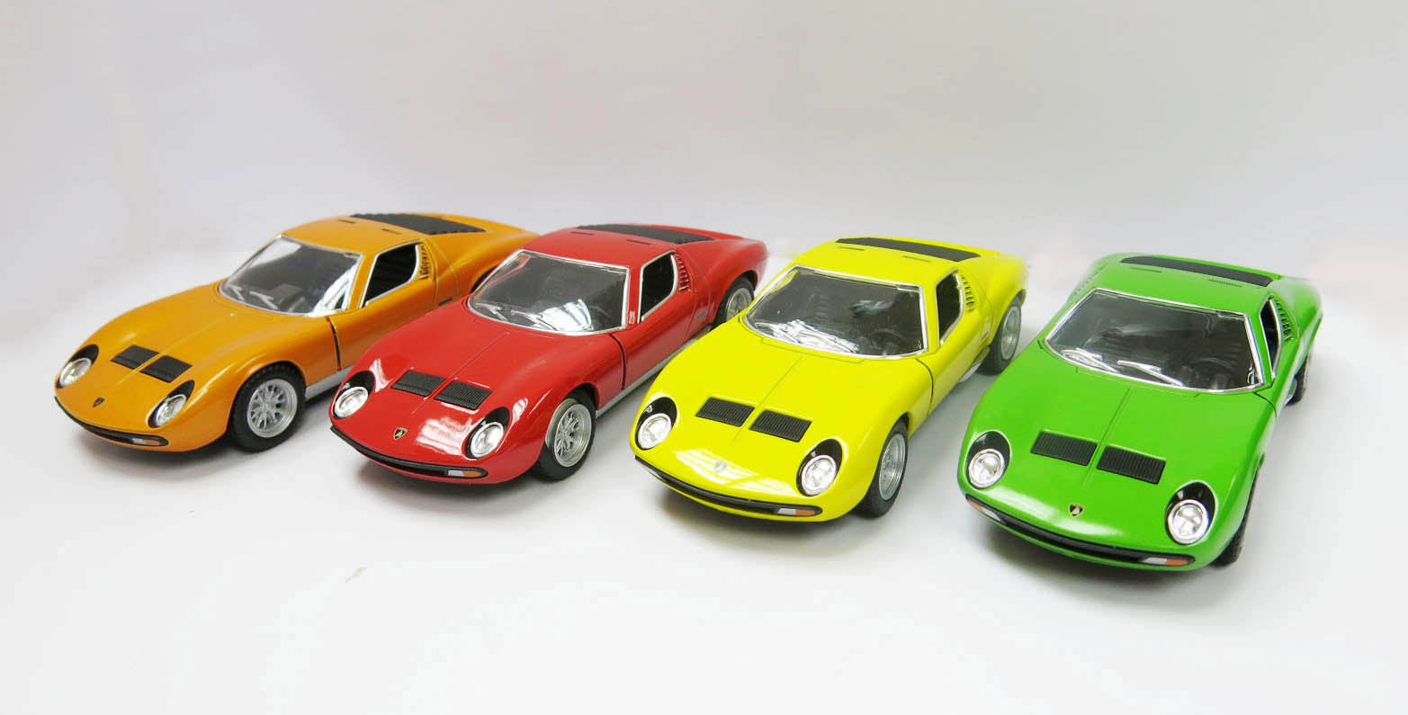 KINSMART Metallist auto 1971 Lamborghini Miura, skaala 1:38