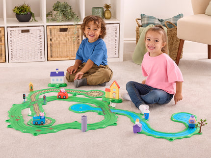 PEPPA PIG Whizz Around Peppa Mängukomplekt Peppa maailm