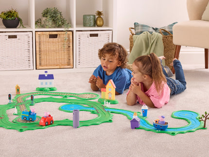 PEPPA PIG Whizz Around Peppa Mängukomplekt Peppa maailm