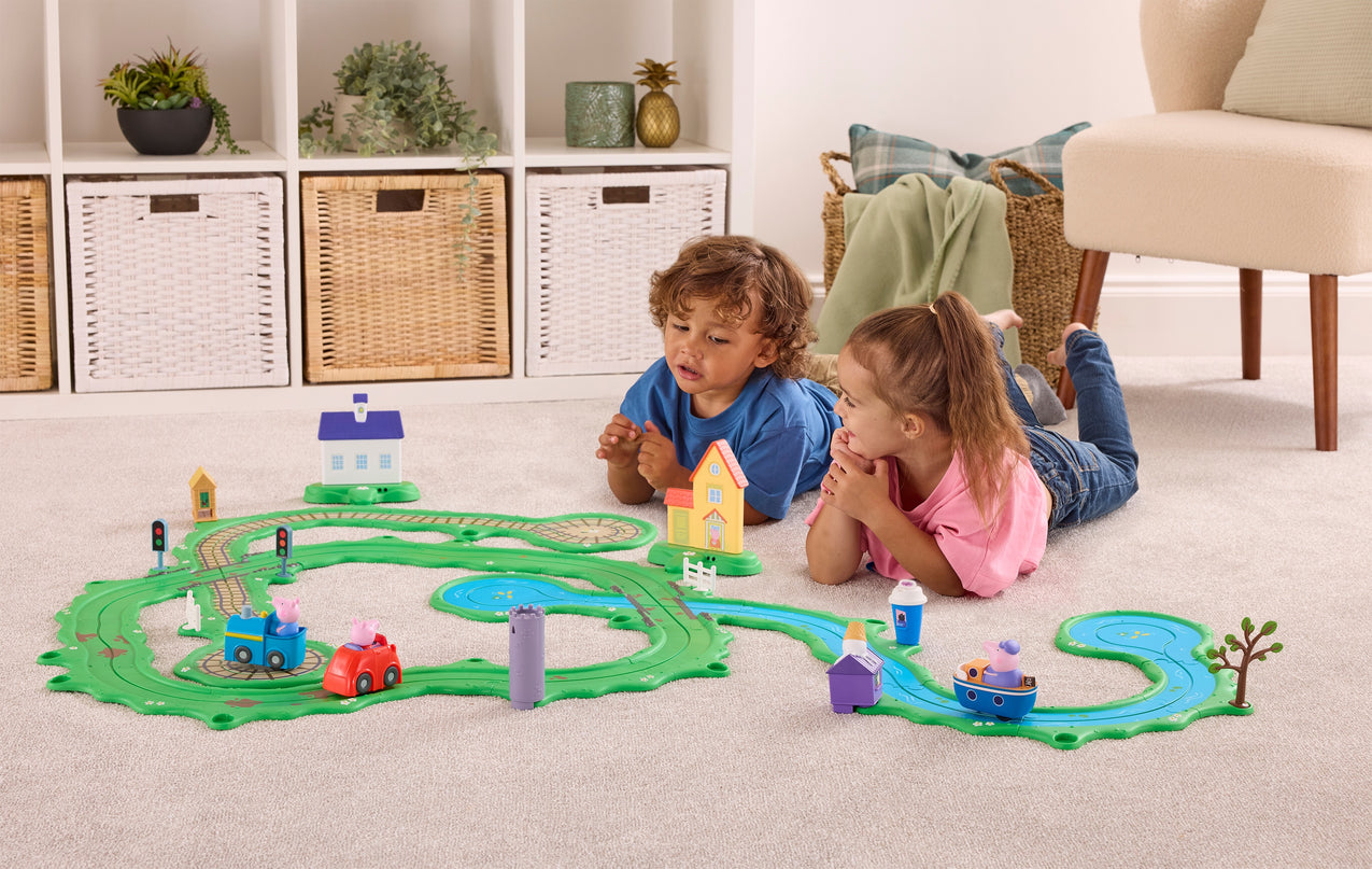 PEPPA PIG Whizz Around Peppa Mängukomplekt Peppa maailm