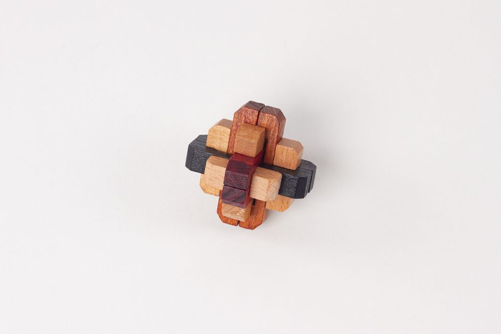 VIIMASED MÄNGUASJAD Loogikamängude komplekt