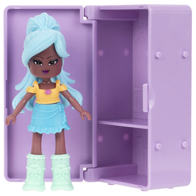 ROYALE HIGH üllatuskomplekt figuuriga W1, 8 cm