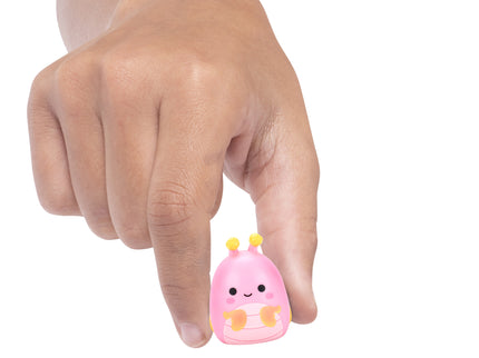SQUISHMALLOWS Squish-a-longs Scribbles karp ja 2 minifiguuri