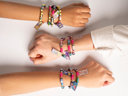 STICKI ROLLS käevõru aksessuaaride- ning kleepsudega, üllatuspakk