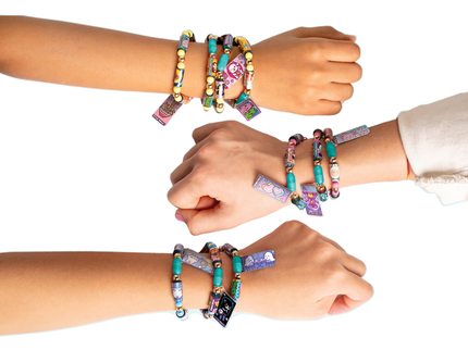 STICKI ROLLS käevõru ning ripatsi komplekt