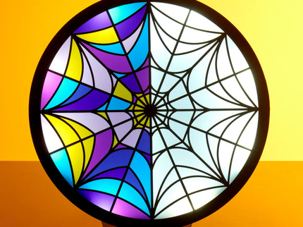 KOLMAPÄEV Öölamp vitriinaken